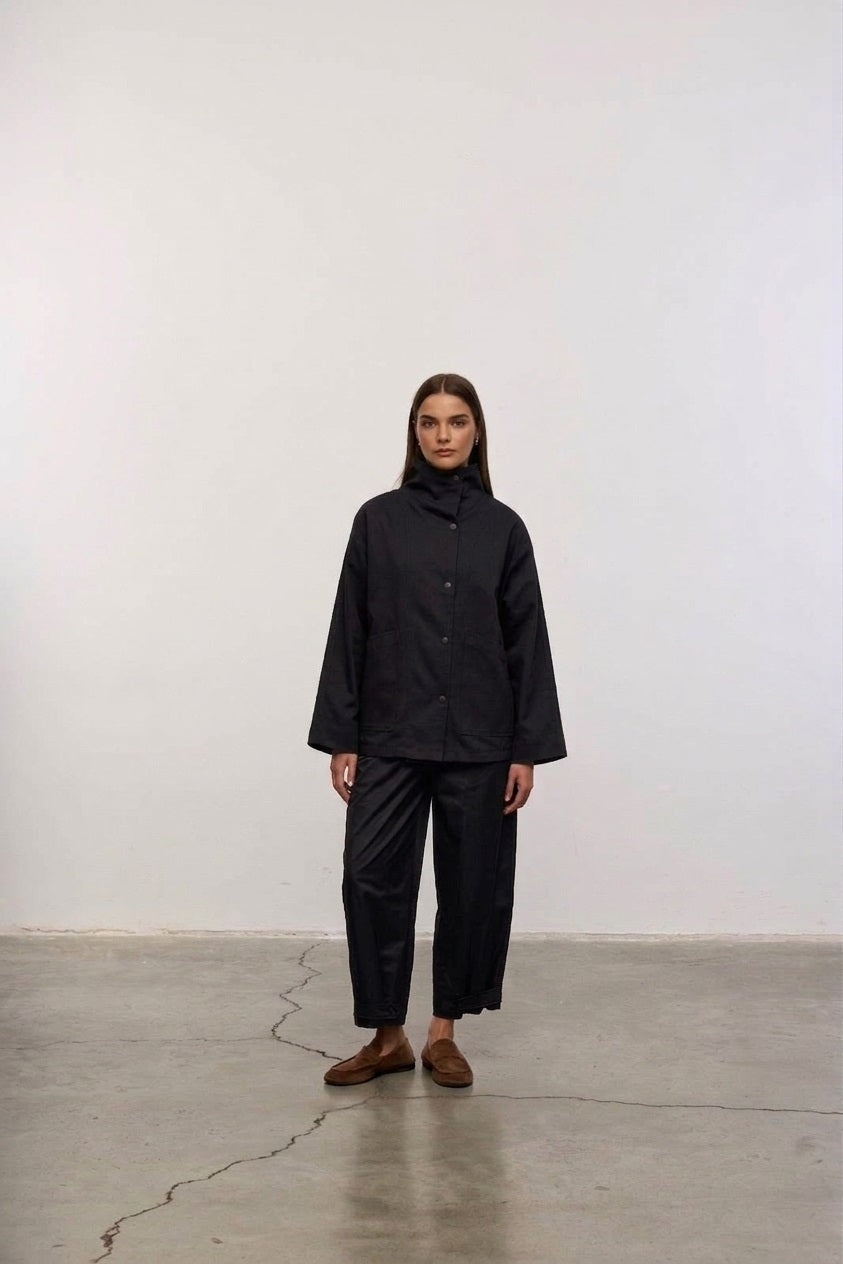 Minimalist Dik Yaka Ceket / Oversize Şerit Detaylı Ceket – Krem
